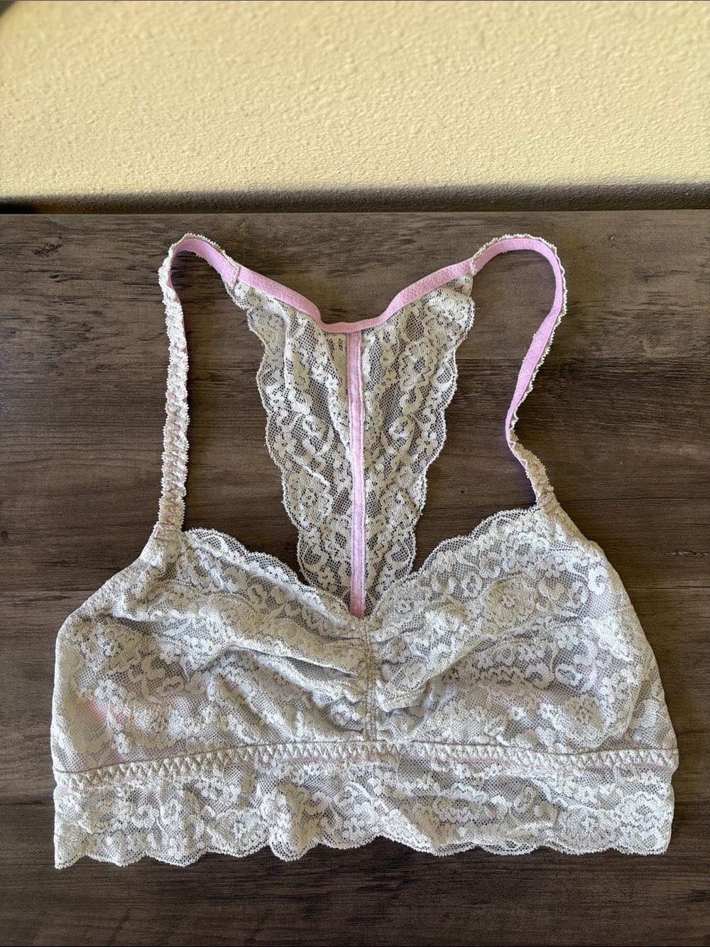 PINK Victoria's Secret Silvery Gray Lace Racerback Bralette with Purple Trim M